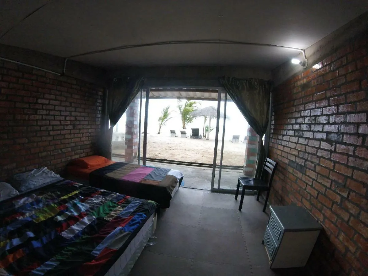 Nagapuri Hotel Kuala Penyu Inn